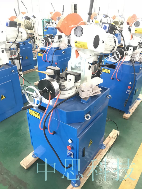 與其他企業(yè)所生產(chǎn)的切管機相比，氣動切管機有著更為優(yōu)越的性能。